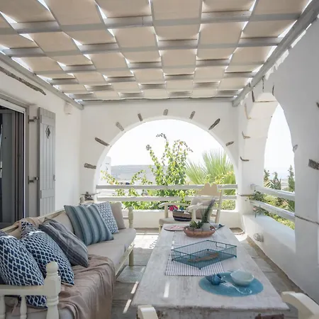 Apleton Villa *