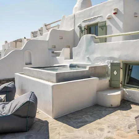 Apleton Villa *